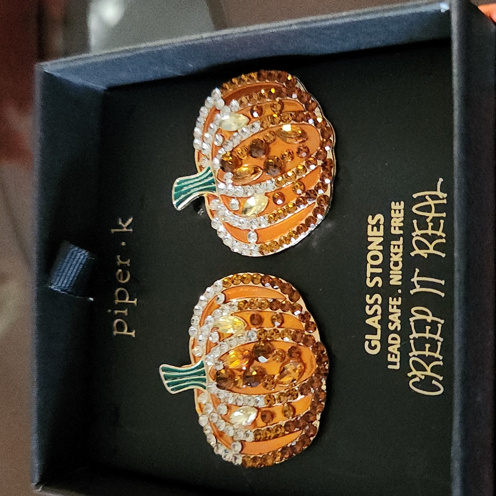 Piper K  Pumpkin Earrings